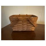 (L)ï¿½Longaberger Basketï¿½8ï¿½5.5ï¿½4.5