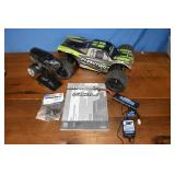 Maverick Phantom XT Battery Powered Remote Car