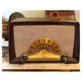 Truetone Superheterodyne Radio