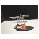 Custom Damascus Steel Knife Wood Handle