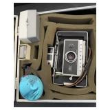 Polaroid Automatic 250 Land Camera