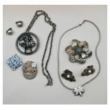 Vintage Costume Jewelry Pieces