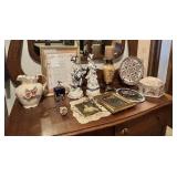 Decorative Tabletop Items