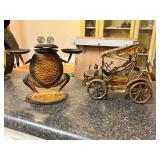 Metal Frog Figurine & Vtg Style Metal Car Model
