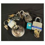 5 Locks with Keys