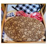 Kitchen Linens Collection