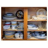 Casual Dinnerware Collection