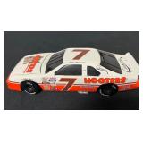Vtg Alan Kulwicki Hooters Bank Car 8.5ï¿½ï¿½x3ï¿½ï¿½x2.5ï¿½ï¿½