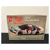 AMT Ford Thunderbird Vtg Model Kit