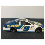 Vtg Die-Cast Napa Auto Parts Car 8ï¿½ï¿½x3ï¿½ï¿½x2.5ï¿½ï¿½