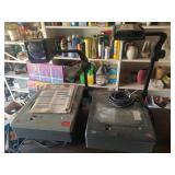 2 Overhead Projectors
