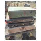 4 Coleman Stoves