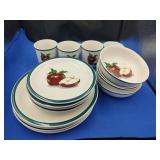 Mainstays Dishes - Service for 4