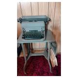 Remington Standard Manual Typewriter on Stand