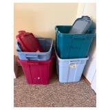 4 Plastic Storage Totes With Lids