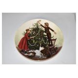 Knowles Christmas Collector Plate