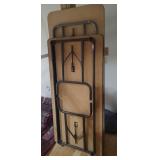 2 Folding Tables