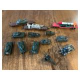 Vtg Diecast Military Tanks & Figures