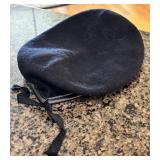 Black Spanish-Style Wool Beret