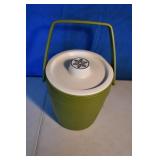 Vtg Avocado Green Ice Bucket