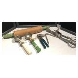 Vintage Kitchen Utensils Vintage Kitchen Utensils