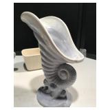 Hull "Athena" Cornicopia & Planters Hull "Athena" Cornicopia & Planters