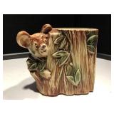 Vintage McCoy Mouse behind the planter Vintage McCoy Mouse behind the planter