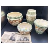Roseville "Donatello" Vases/Bowls Roseville "Donatello" Vases/Bowls