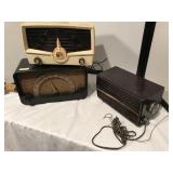 Collection of Vintage Radios/Receivers Collection of Vintage Radios/Receivers