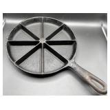 Cast Iron Cornbread Skillet