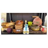 Kitchenware and Decorative Items Lot