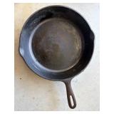 10.5-Inch Cast Iron Skillet Made in Taiwan