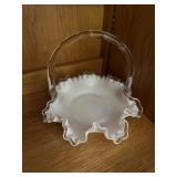 Fenton Vtg Milk Glass Basketï¿½7.5ï¿½6.5