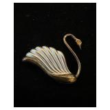 Carla Swan Pin in Gold Tone