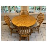Oak Pedestal Table w/4 Chairsï¿½41.5ï¿½30