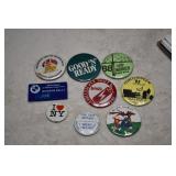 Vintage Buttons/Pins