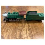 HO Scale 0-6-0 Southern Steam Locomotive & Tender