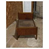 Vtg Wooden Doll Bed Frameï¿½33.5x22x20
