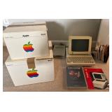 Apple IIc Computer with Monitor 1985