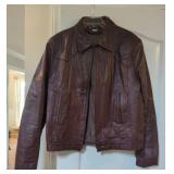 Menï¿½s Leather Jacket Size 44