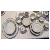 Noritake Regency 2219 Dinnerware Set
