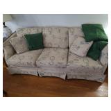 Broyhill 7' Couch
