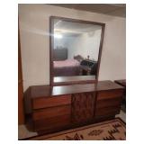 Mid Century Modern Kroehler Dresser with Mirror