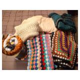 Assortment of Blankets / Throws