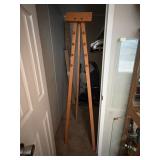 Solid Wood Warping Board with Stand and Triangle F