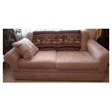 La-Z-Boy Upholstered Pull Out Sofa