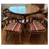 Pedestal Wood Dining Table w/Chairs