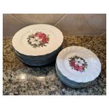 Lynns Fine China Dinnerware Setï¿½10.5
