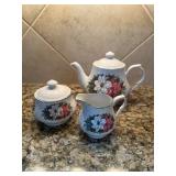 Lynns Fine China Tea Setï¿½7ï¿½
