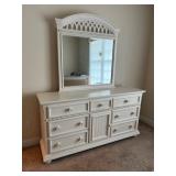 White Dresser w/Mirror 68.5ï¿½x20ï¿½x83ï¿½